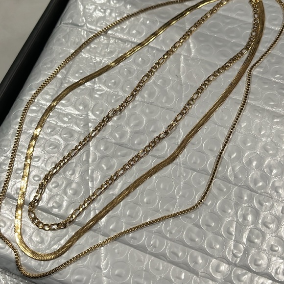 Vienna Layered Gold Chain Necklace/NWOT - Picture 8 of 9